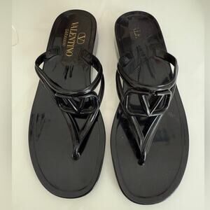 Valentino Garavani Black Patent V-Logo Toe-Post Sandals